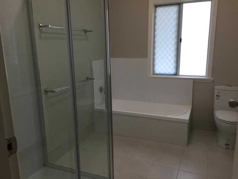 26 Card Street, Berserker QLD 4701